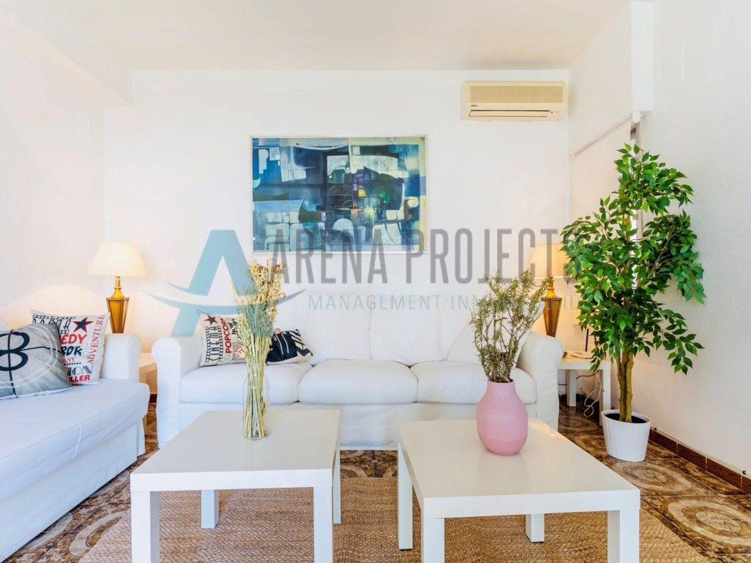 En Venta: Apartamento espacioso con piscina y pista de tenis a solo 50 m de la playa – Las Marinas, Dénia