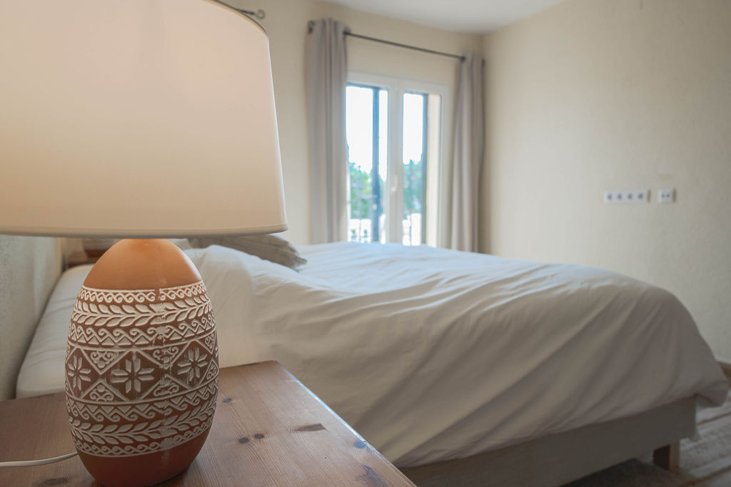 Chalet zu verkaufen mit 5 Schlafzimmern in Pedreguer, Bergregion.