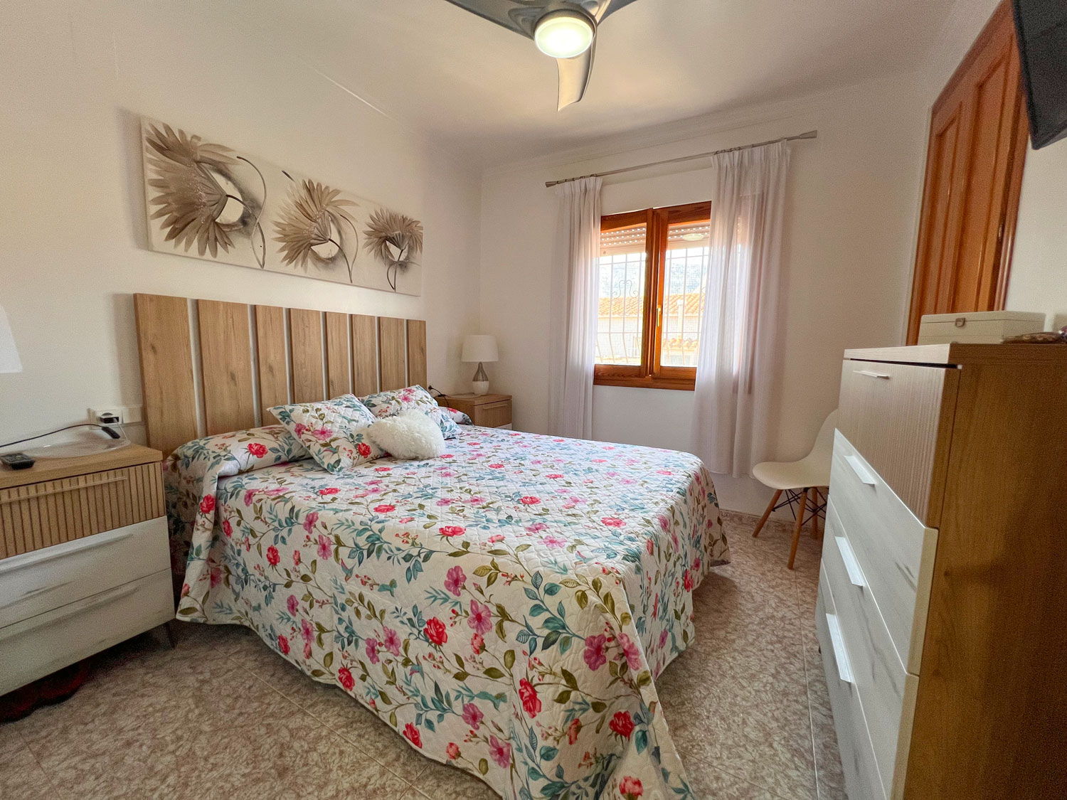 Einfamilienhaus zum Verkauf in Denia mit privatem Pool und 4 Schlafzimmern.