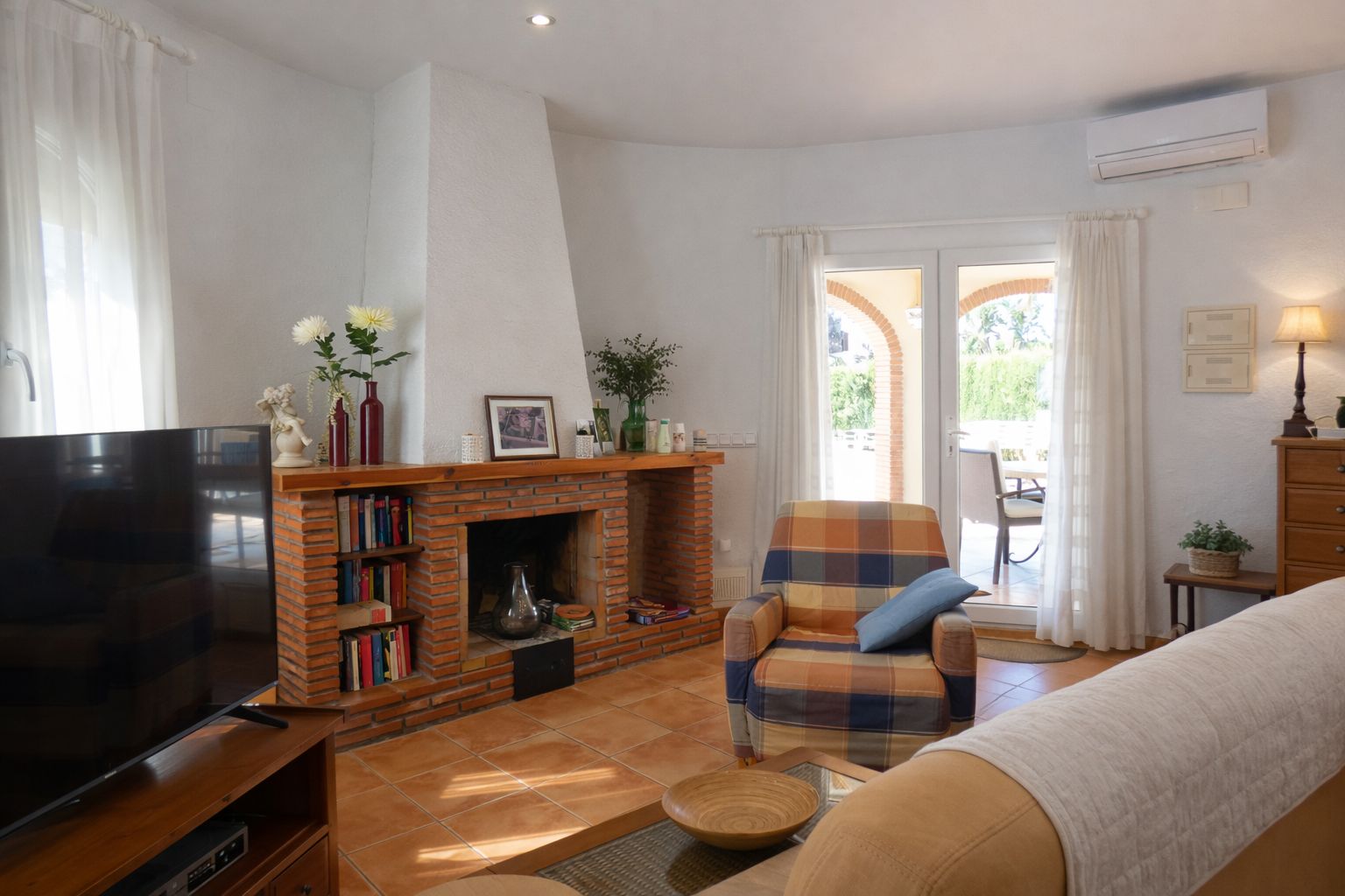 Zu verkaufen: Unabhängiges Chalet mit Privatpool und Gästeapartment in Els Poblets