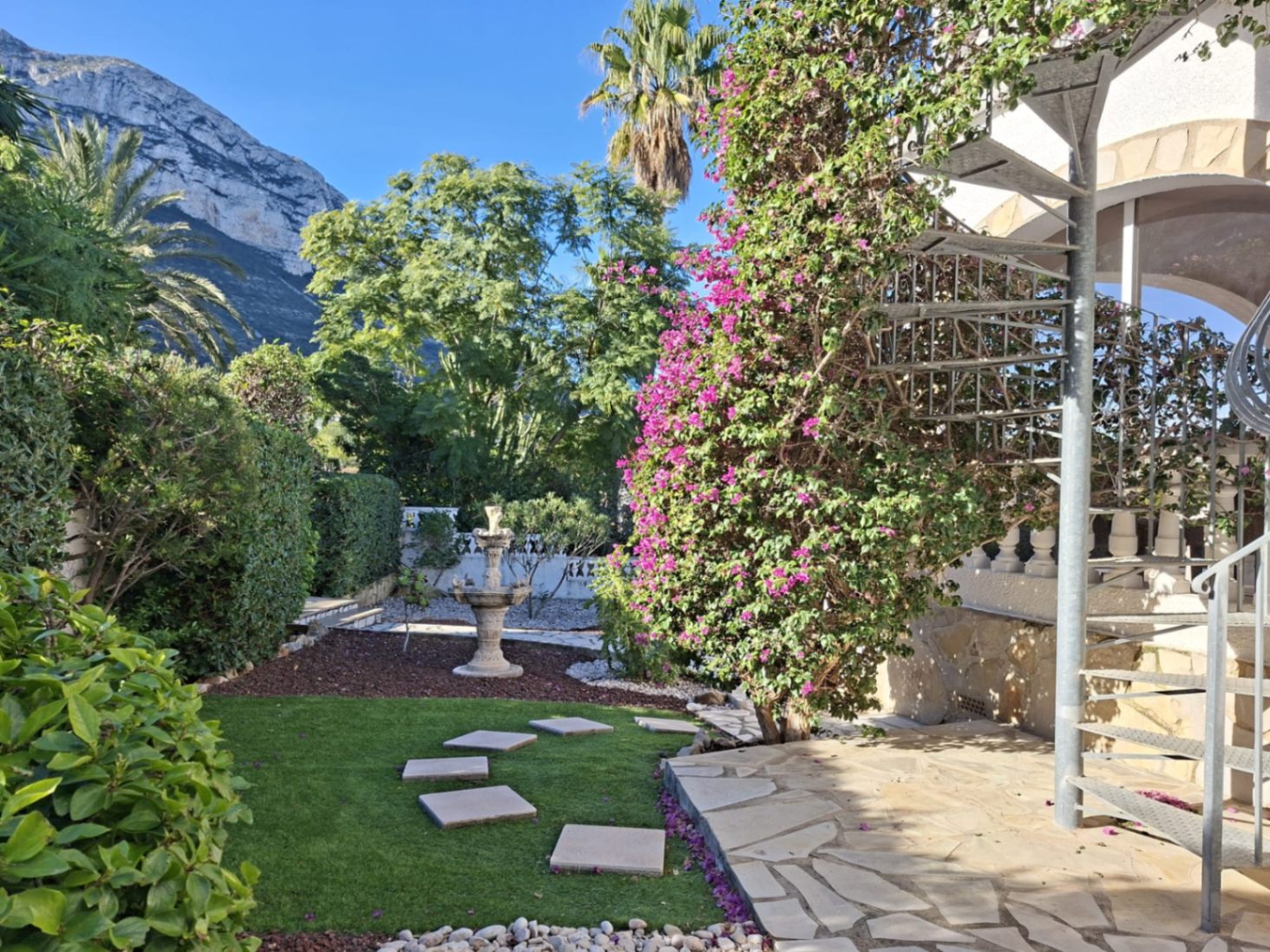 Chalet/Villa zu verkaufen in Denia, Montaña: 3 Schlafzimmer, privater Pool