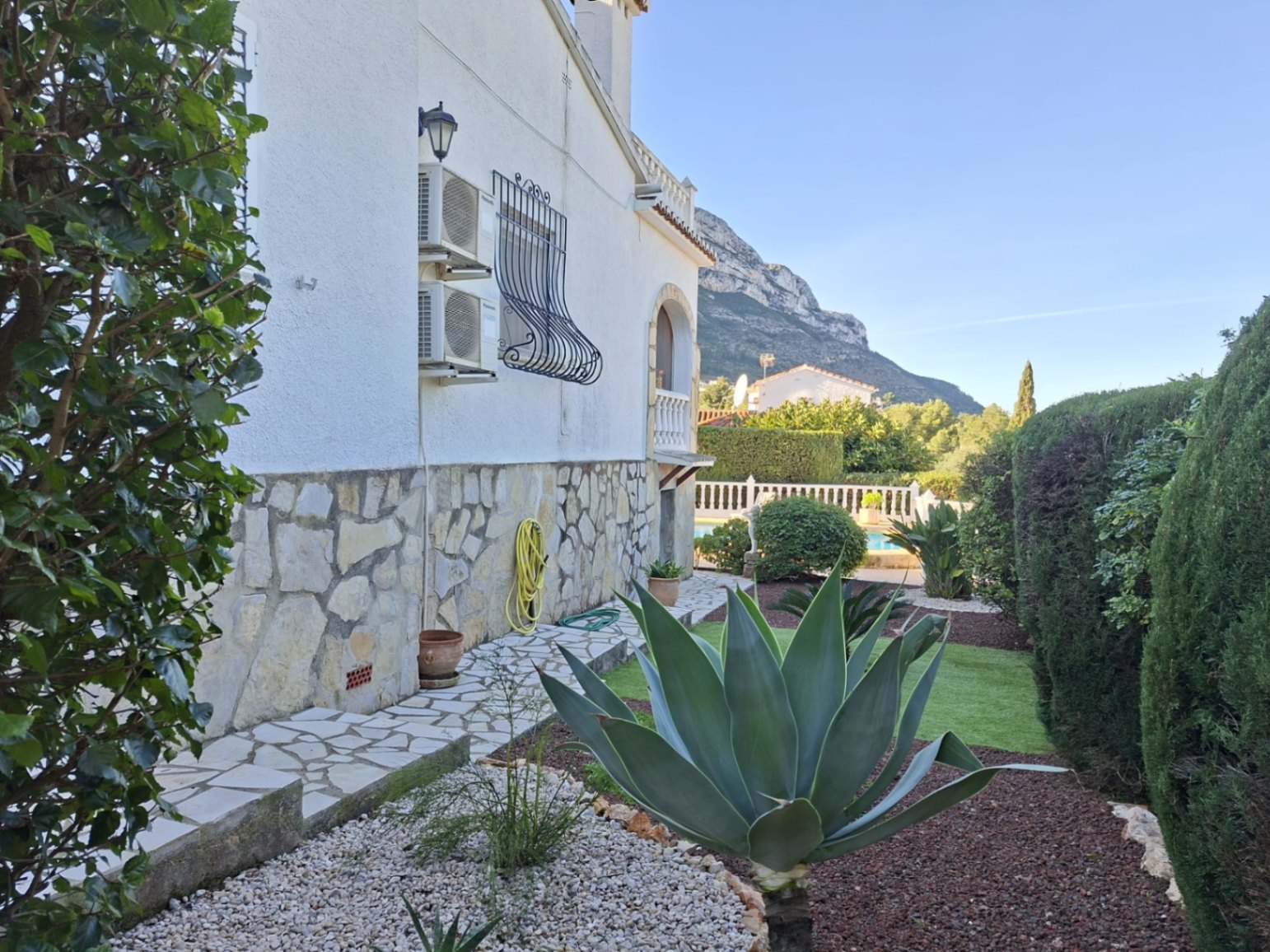 Chalet/Villa zu verkaufen in Denia, Montaña: 3 Schlafzimmer, privater Pool