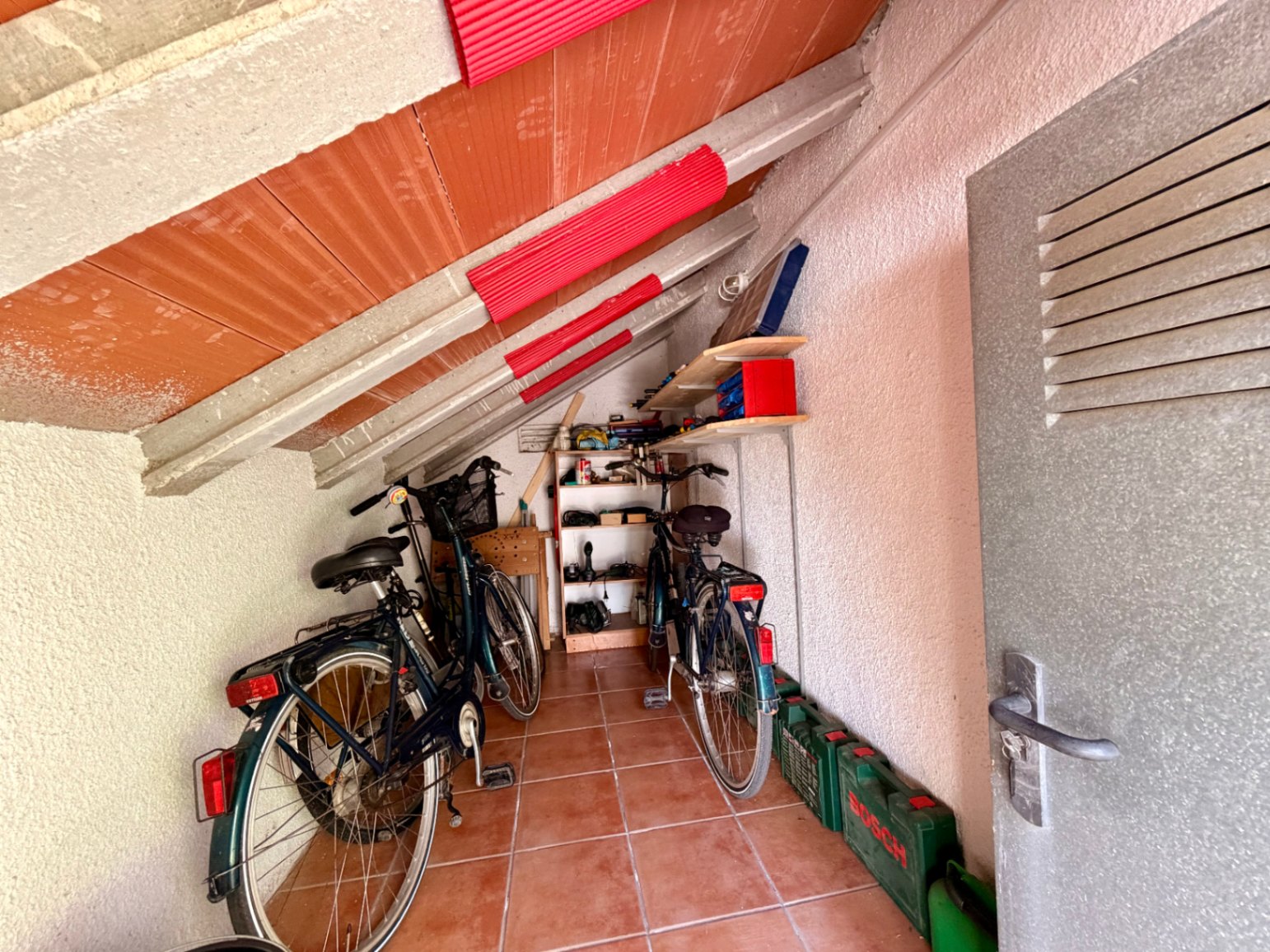 Zu verkaufen: Unabhängiges Chalet mit Privatpool und Gästeapartment in Els Poblets