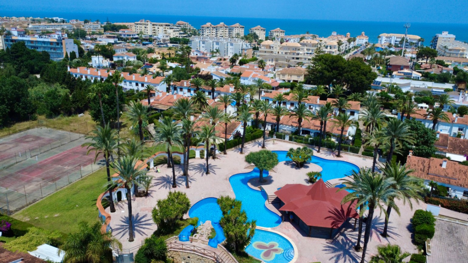 En Venta: Apartamento de 2 dormitorios con licencia turística en Dénia, Las Marinas km 4,5