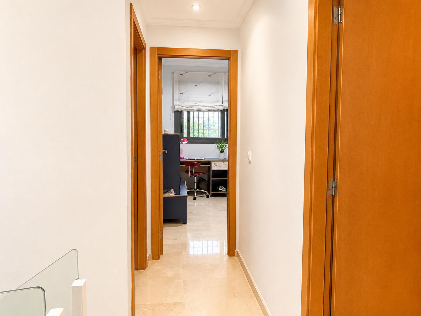 Vivienda duplex en venta de 3 dormitorios y 2 baños en Denia, Alicante