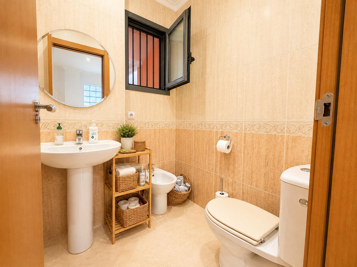 Vivienda duplex en venta de 3 dormitorios y 2 baños en Denia, Alicante