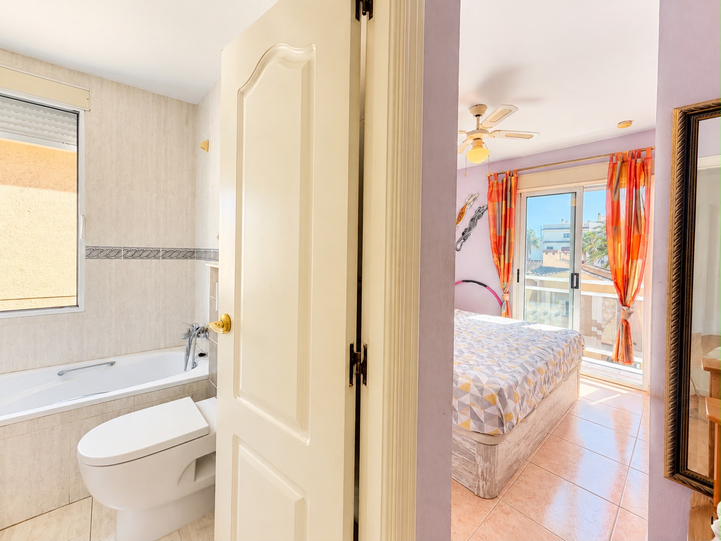 Apartamento en venta de 2 dormitorios con gran terraza en Denia