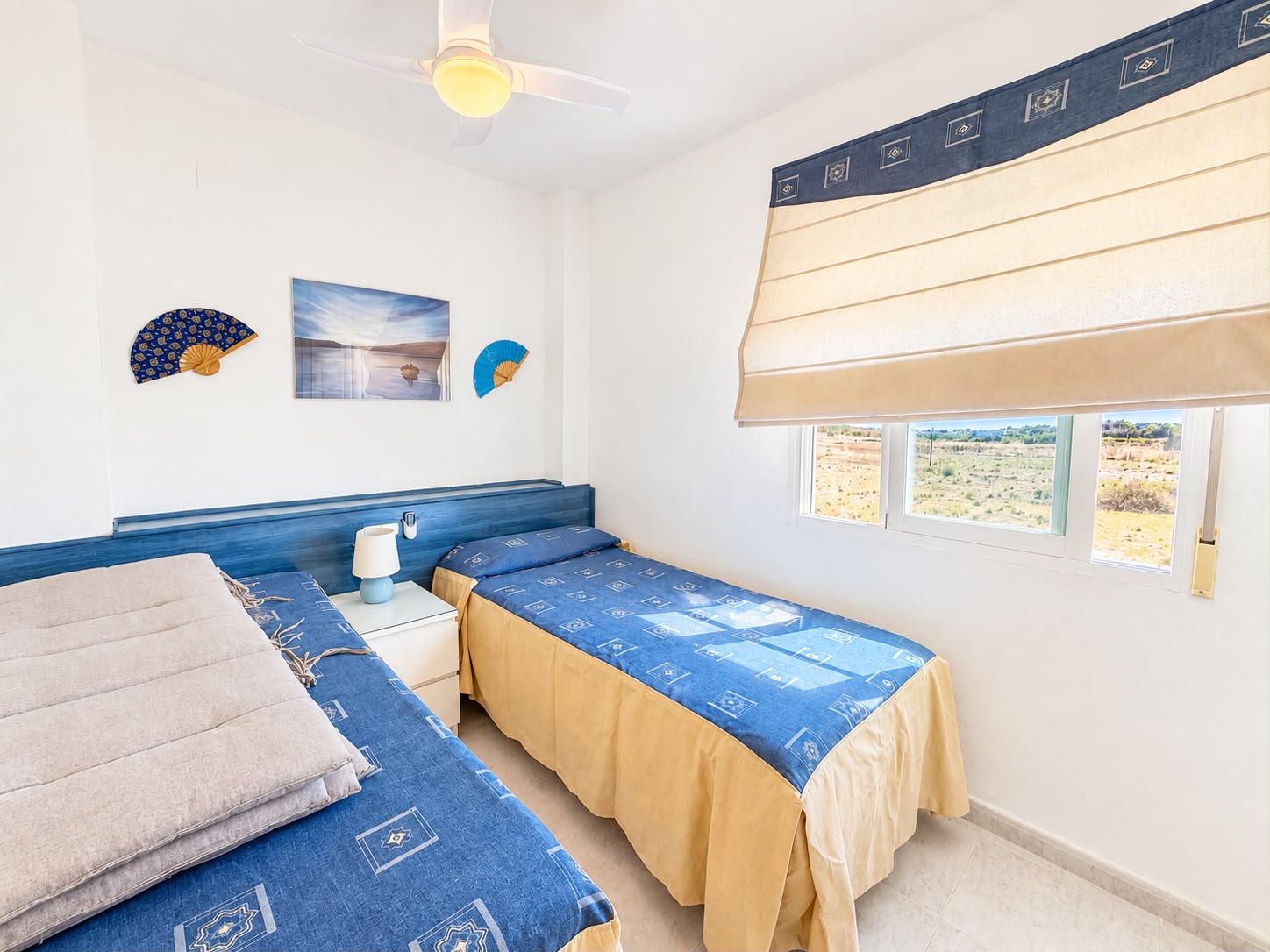 Apartamento en venta de 2 dormitorios en Playa, Denia, Alicante.