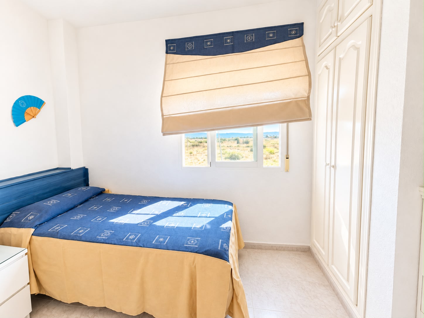 Apartamento en venta de 2 dormitorios en Playa, Denia, Alicante.